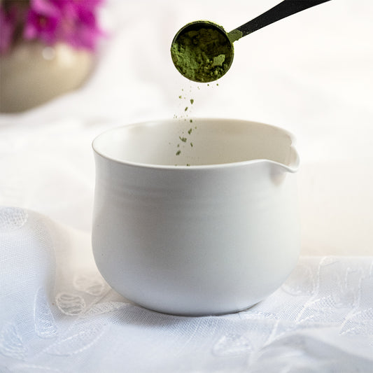 Cuenco para matcha con vertedor - Mari Premium Tea